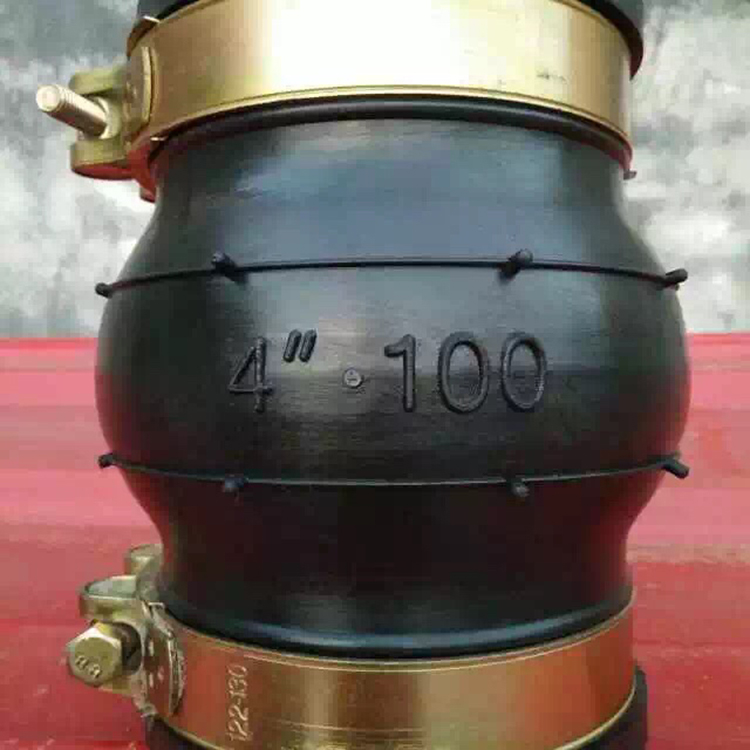DN100卡箍式橡胶接头 卡箍式橡胶软接头 厂家直销