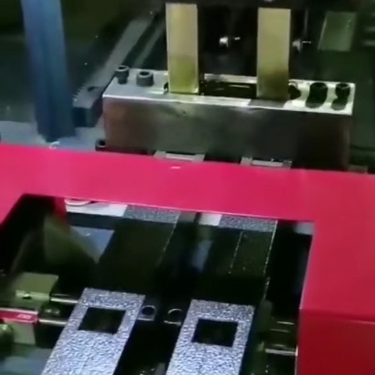 铝合金数控高速冲孔设备 货架专用生产设备