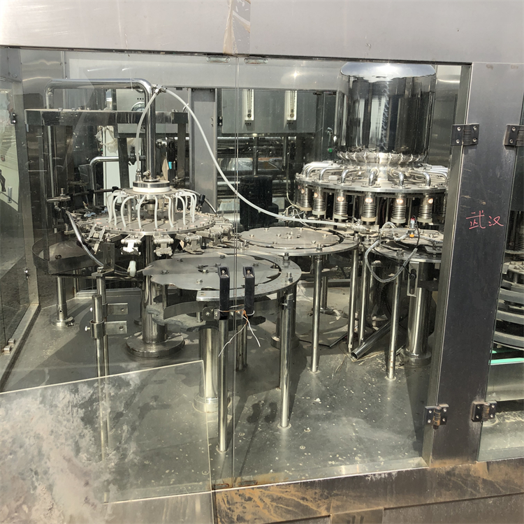 二手灌装机三合一 二手液体灌装机 瓶装饮料灌装生产线设备