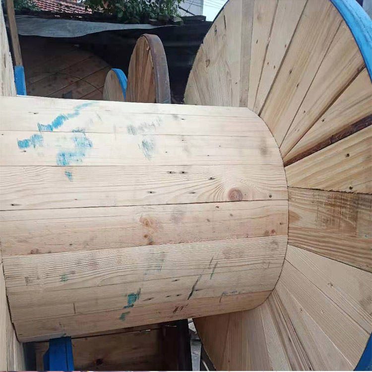 线缆轴盘 电缆电线轴盘 铁木电缆轴盘 大量现货  现货加工