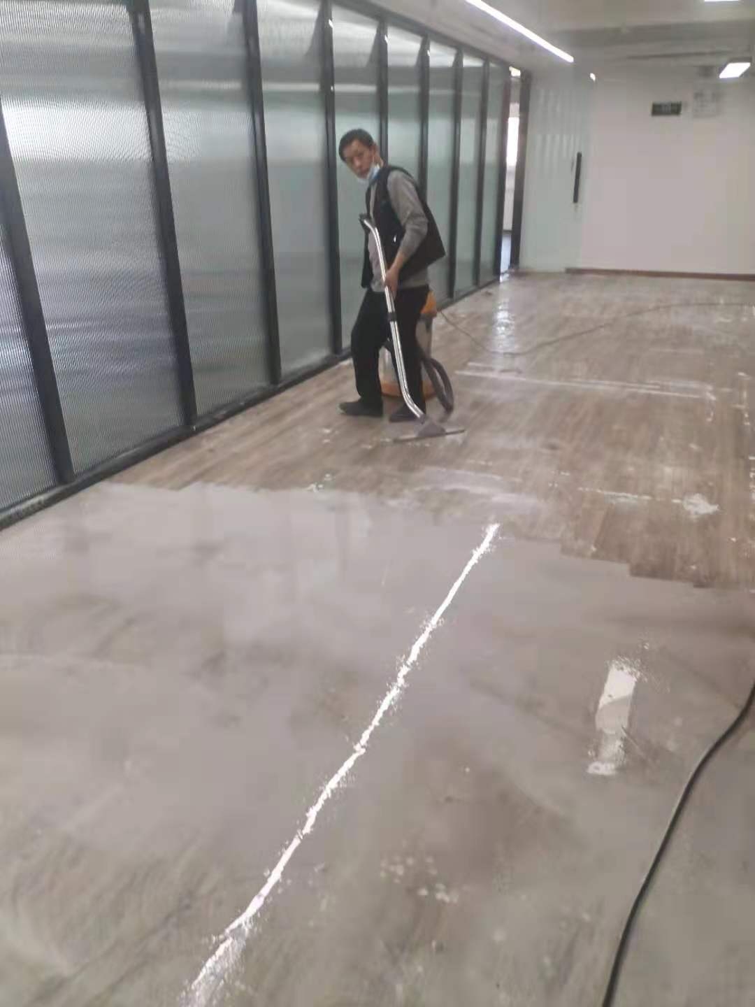 北京专业外墙清洗 地板清洗 地板打蜡