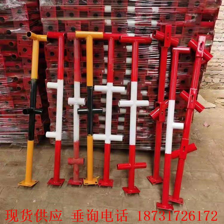 楼梯临时防护 建筑立杆 建筑楼梯扶手 型号齐全 钢管防护栏立杆 价格优惠