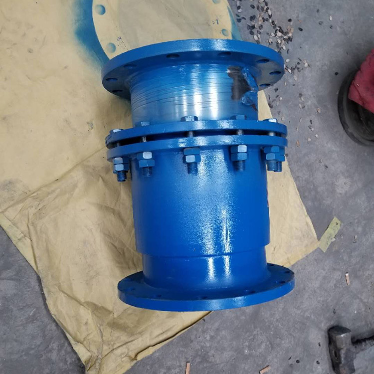套筒式补偿器生产厂家 套筒补偿器 质优价廉