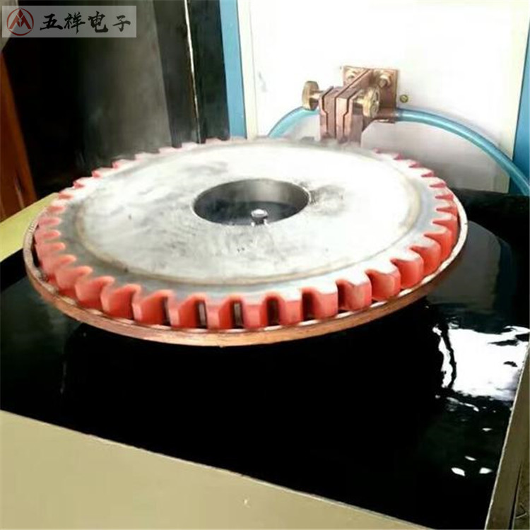 供应小齿轮淬火设备 感应淬火炉高频加热 操作简单 一学就会