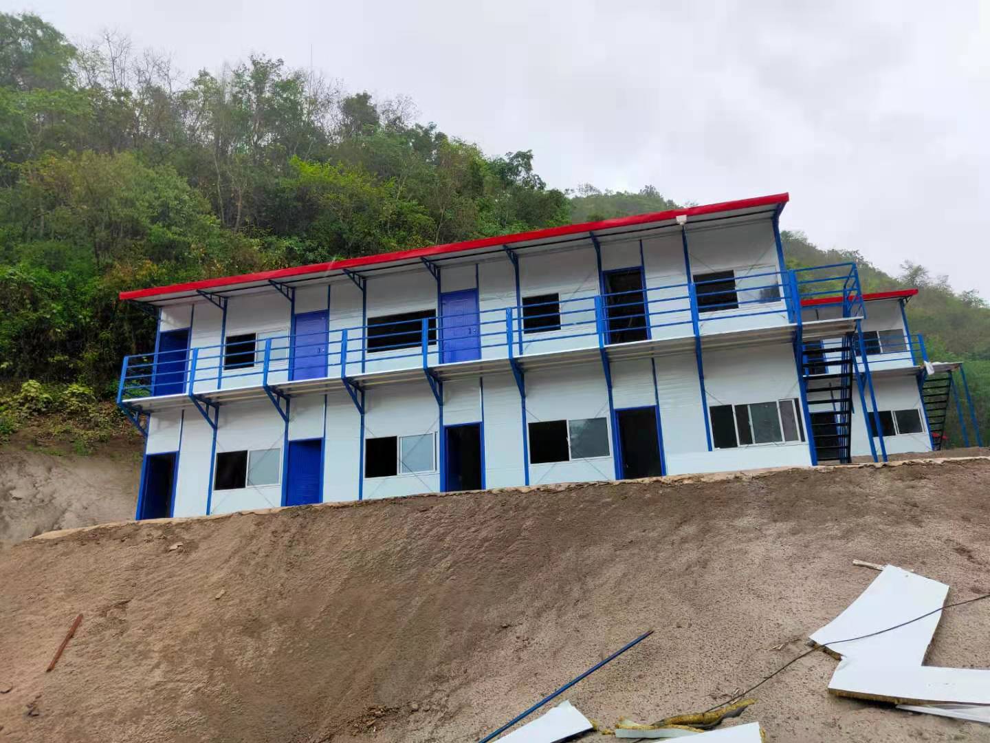 昆明标准房屋 富民工地住人可移动钢结构活动板房定制 