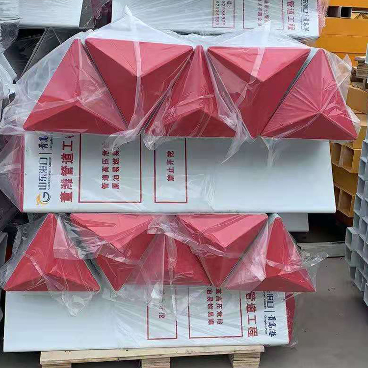 玻璃钢红白警示桩 防撞标志桩 强烈反光标欢迎选购