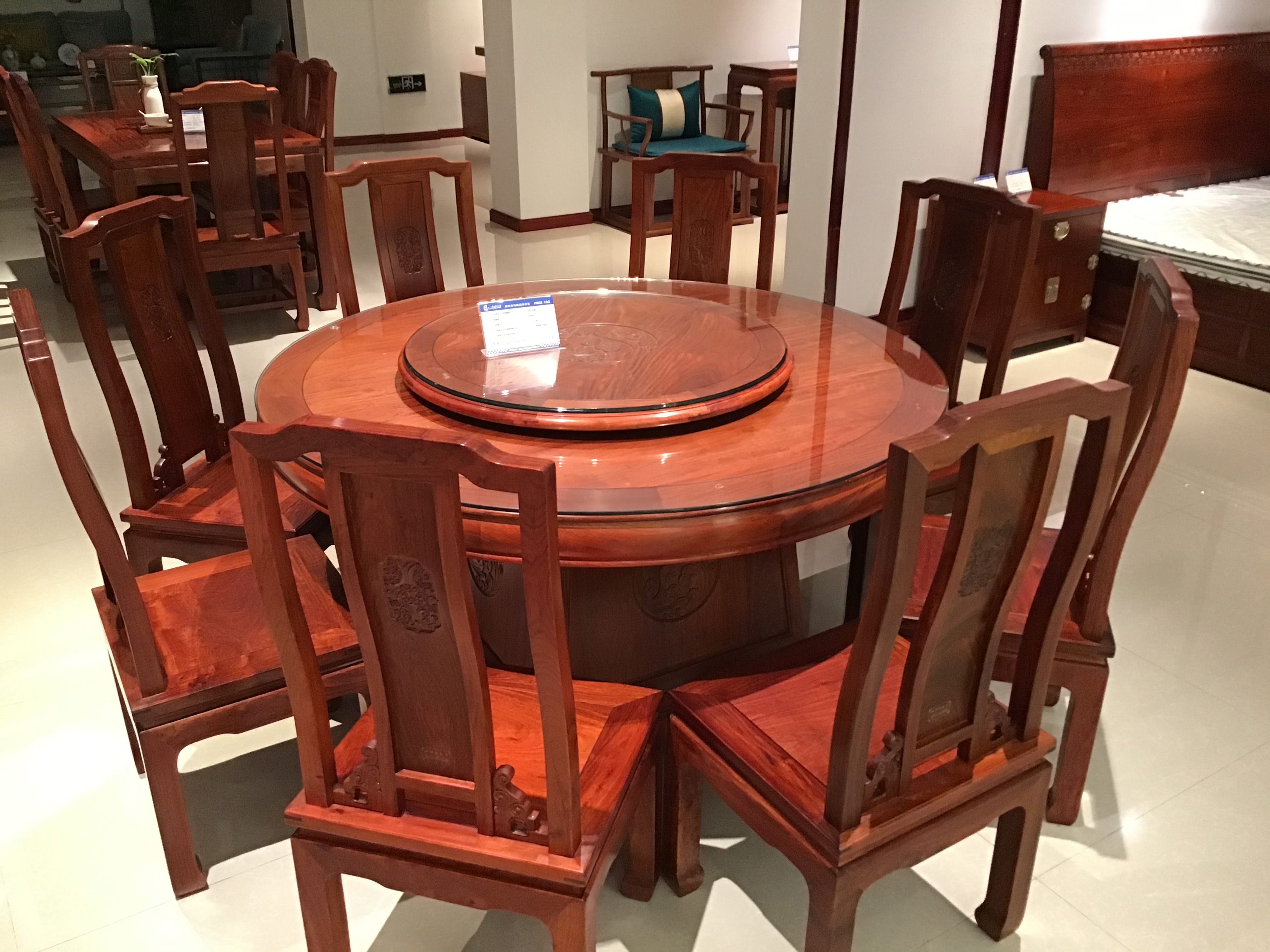 红木餐厅家具 红木餐桌椅 大果紫檀餐桌椅