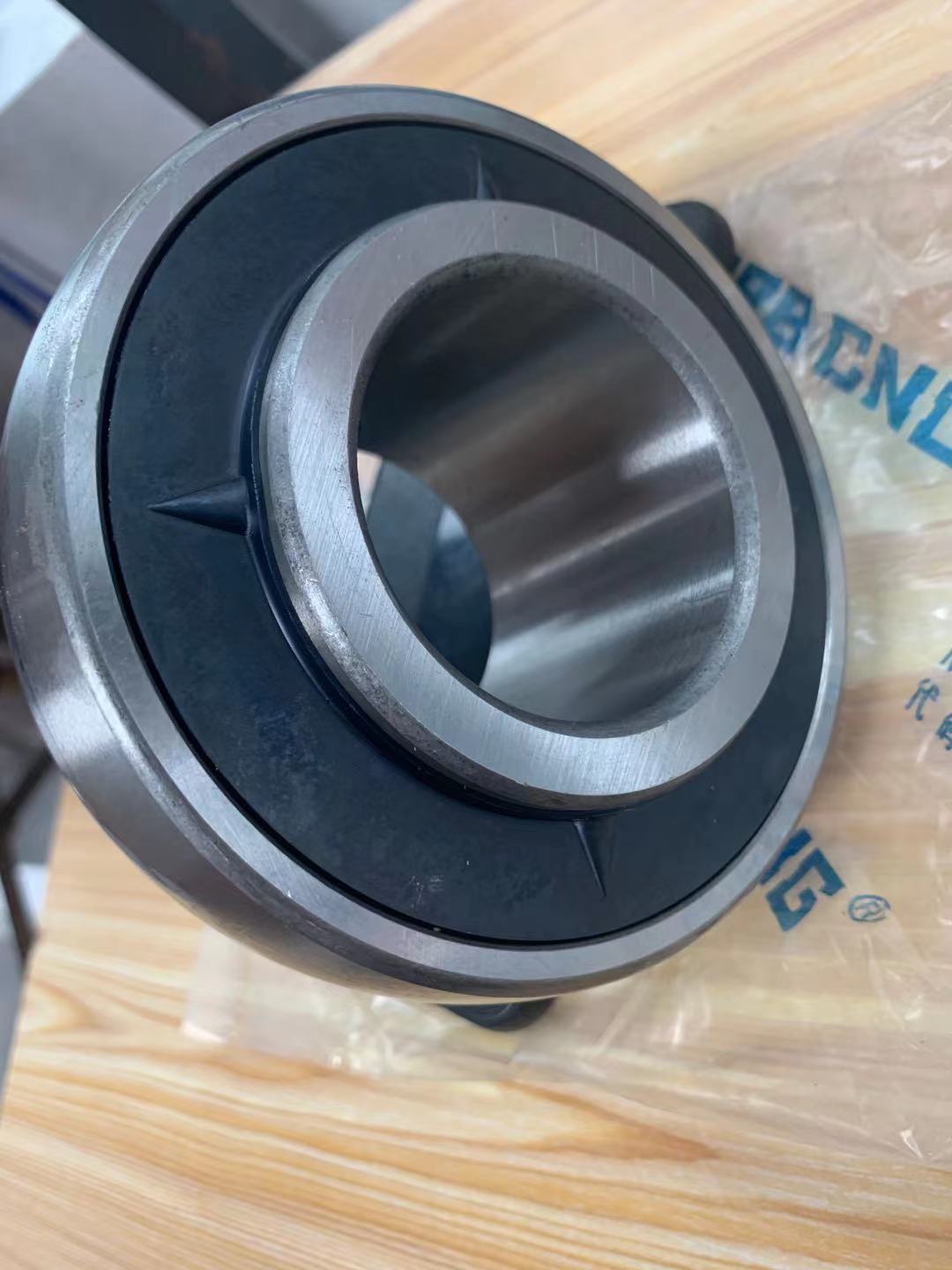 现货供应HRB哈尔滨外球面轴承 UC307轴承 精密机械轴承
