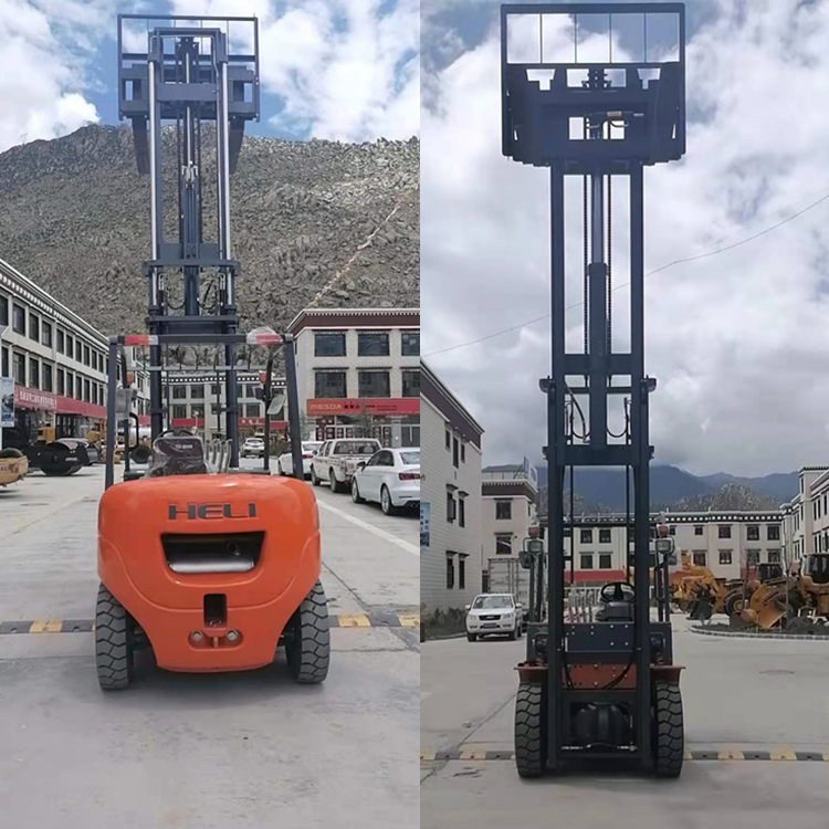 定做各种尺寸内燃叉车 4吨工业用内燃叉   多功能四驱越野叉车 价格实惠