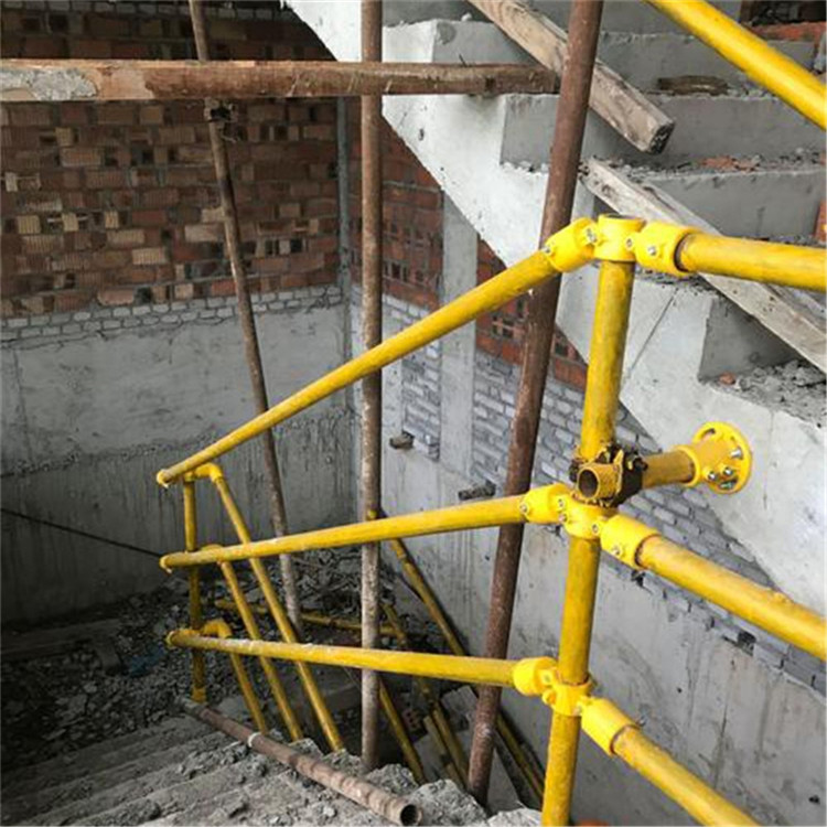 立杆底座楼梯立杆楼梯转角扶手工地钢管焊接防护栏杆工地楼梯防护