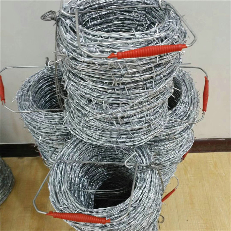  飞腾丝网 圈地防锈刺绳刺铁丝网 防爬刺绳 大量现货规格齐全