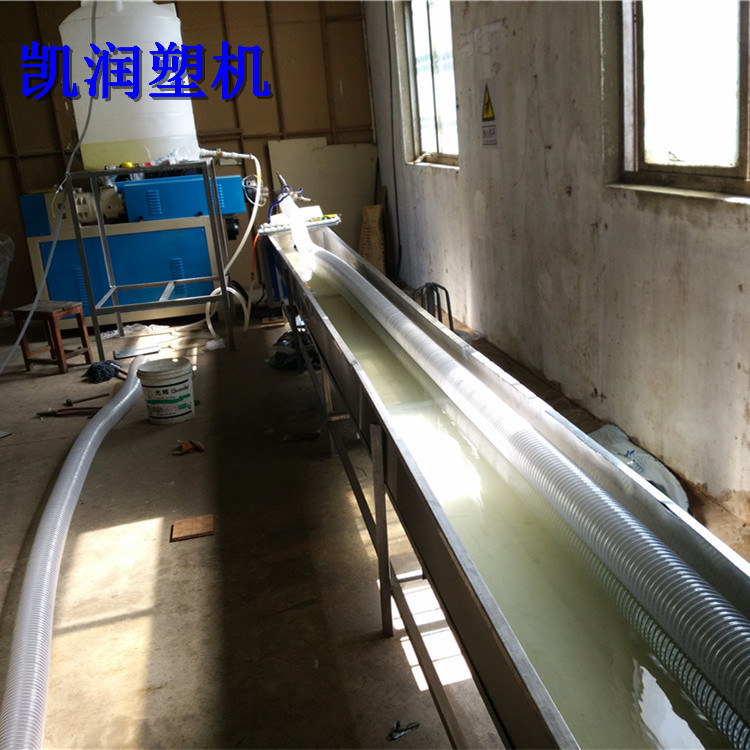 供应pu风管生产线 凯润塑机 110mmpu钢丝管生产线 耐温pu钢丝风管生产线