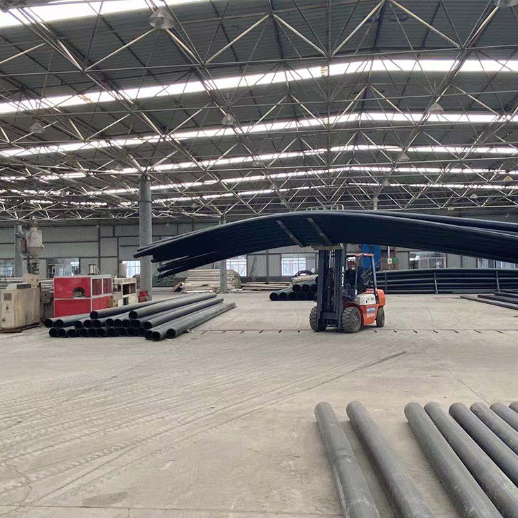 河北钢丝网骨架聚乙烯塑料复合管生产厂家   HDPE塑料实壁管   批发地埋PE给水个