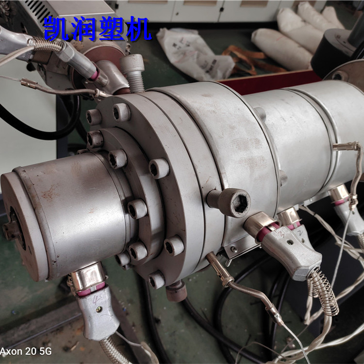 各种规格pvc管生产线 凯润塑机 110毫米pvc管材生产线