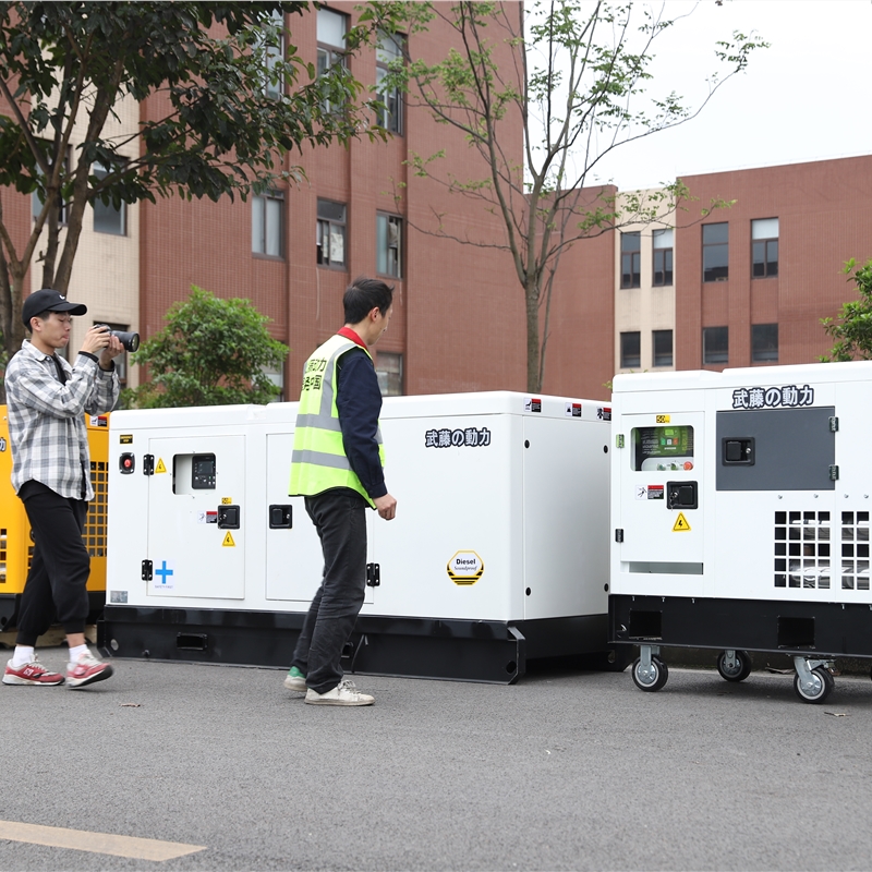 800KW单相汽油静音发电机