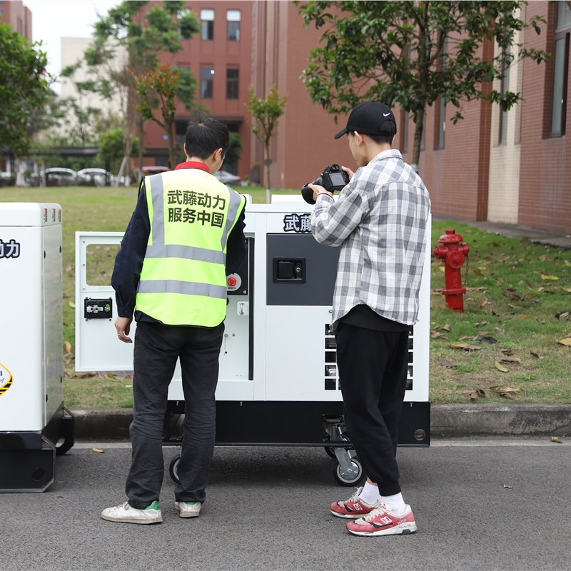 10kw柴油发电机车载施工