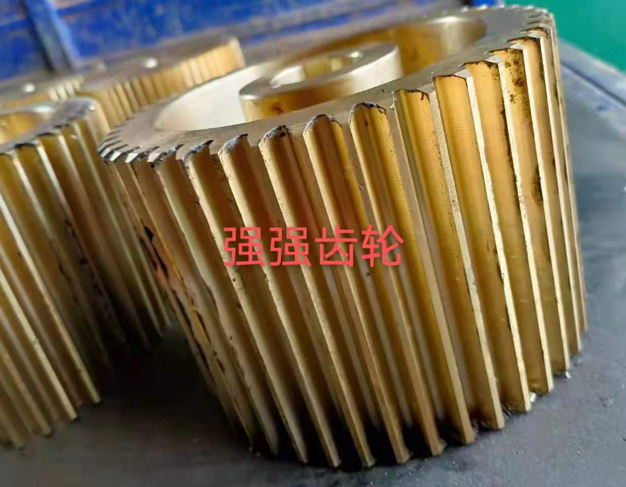 厂家生产销售各种工业齿轮 非标链轮 齿条 同步带轮 联轴器 齿轮轴