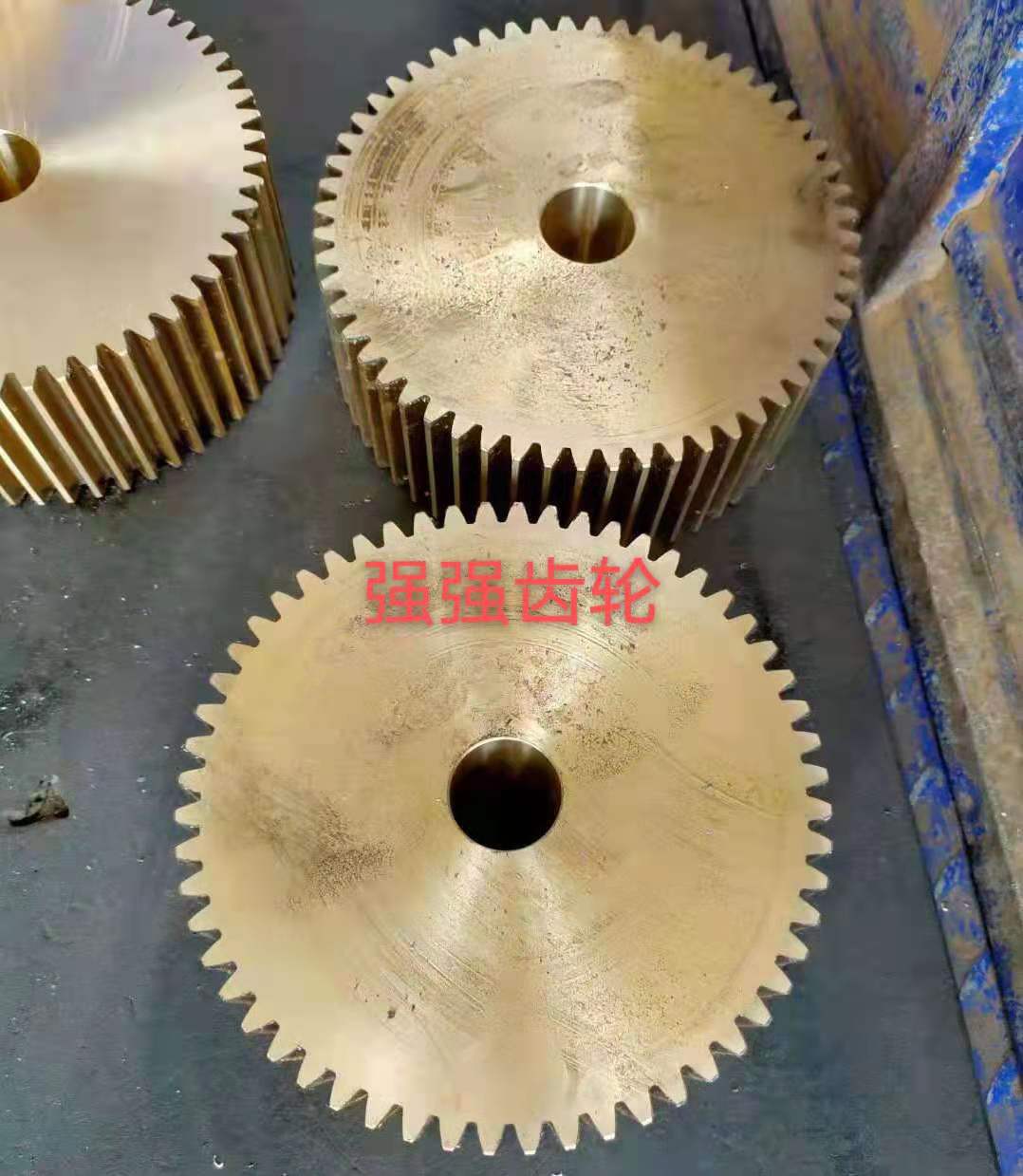 厂家生产销售各种工业齿轮 非标链轮 齿条 同步带轮 联轴器 齿轮轴