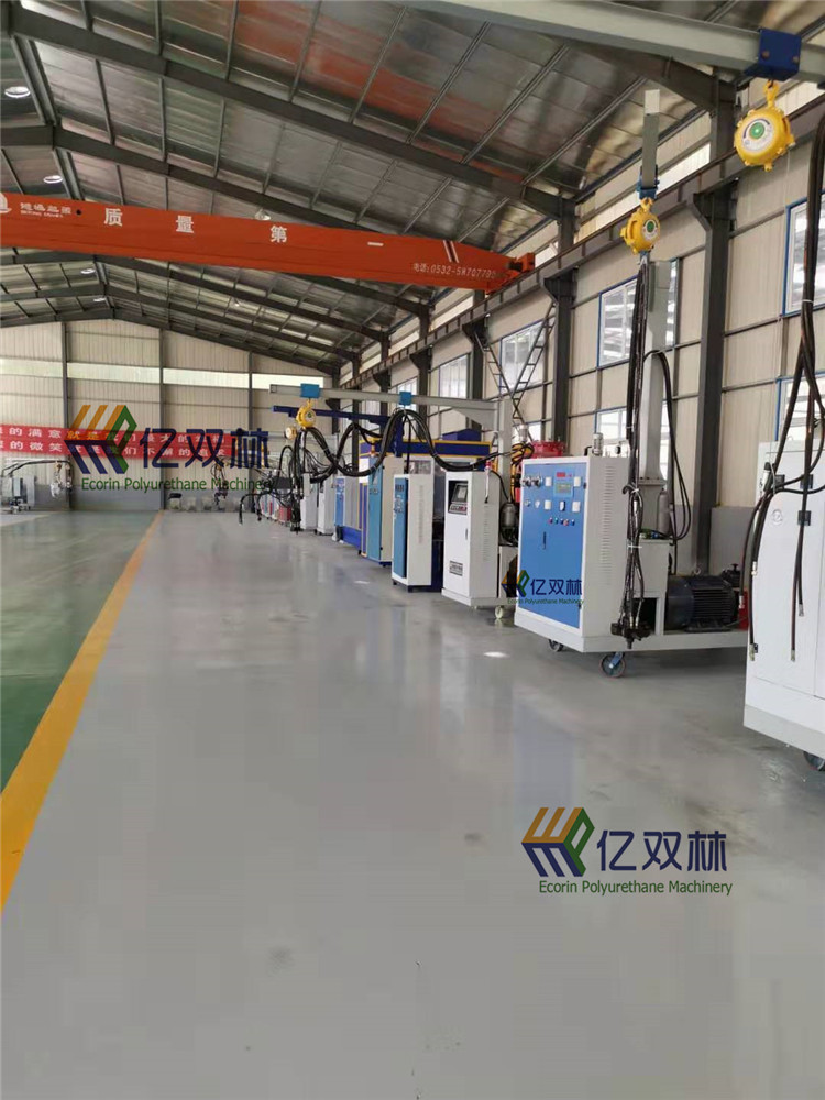 亿双林 软质玩具加工设备 PU礼品玩具发泡机价格 技术支持