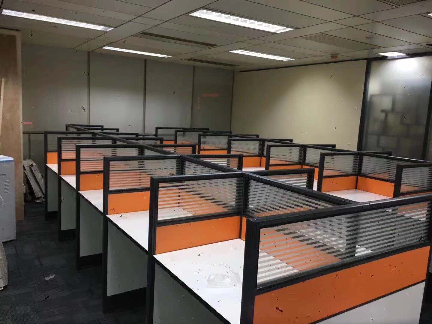 职员办公桌椅组合4/6/8人员工工位隔断卡座屏风现代简约