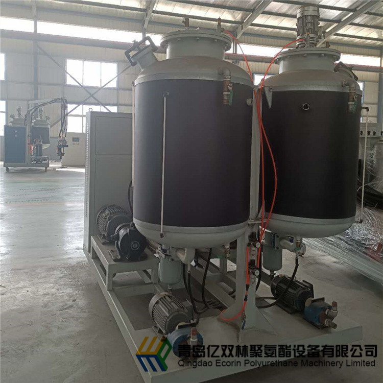 供应 聚氨酯节能防火板材连续加工线 聚氨酯发泡设备 价格