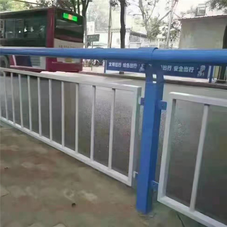 道路护栏 城市市政京式道路护栏 道路隔离带安全防护栏