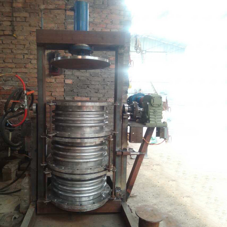 法兰波纹补偿器 波纹补偿器规格 量大从优
