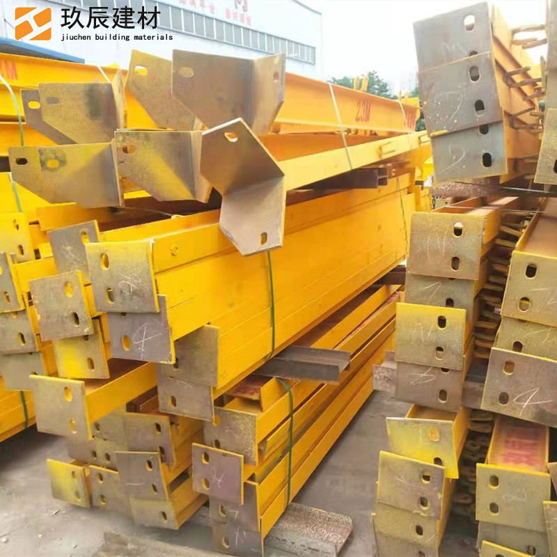 新型侧预埋悬挑梁 厂家直销 新型花篮式悬挑工字钢 建筑外架悬挑梁