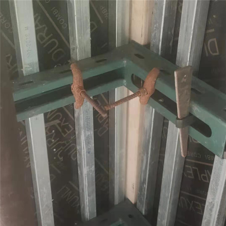 墙体钢背楞产品