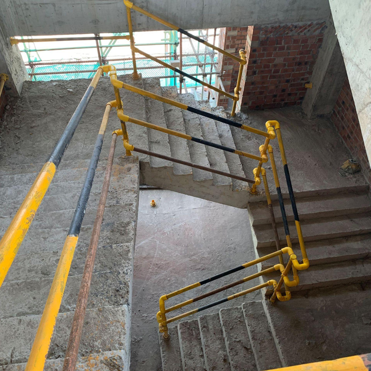 施工楼梯扶手立杆   永邦建筑  基坑临边防护栏立杆  可定制  钢管楼梯扶手立杆