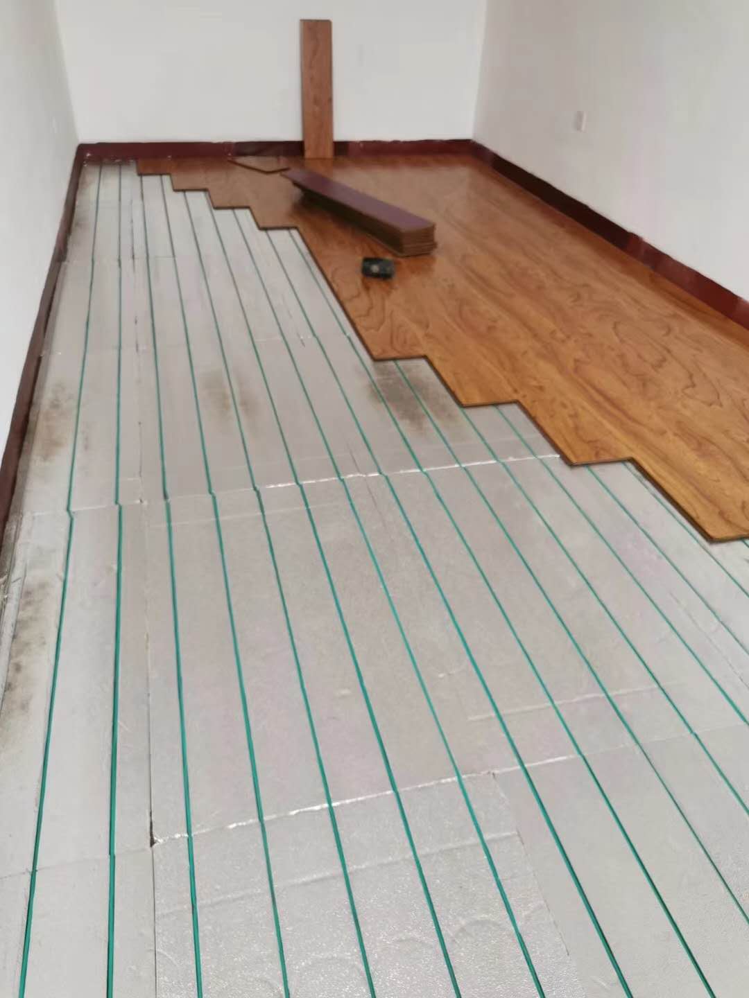 石墨烯地暖模块地热采暖隔热地暖模块水地暖模块电地暖模块