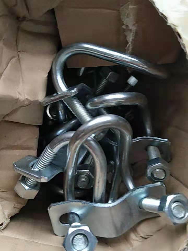 母猪产床十字口管卡U型限位栏水管固定夹猪饮水器设备钢管卡