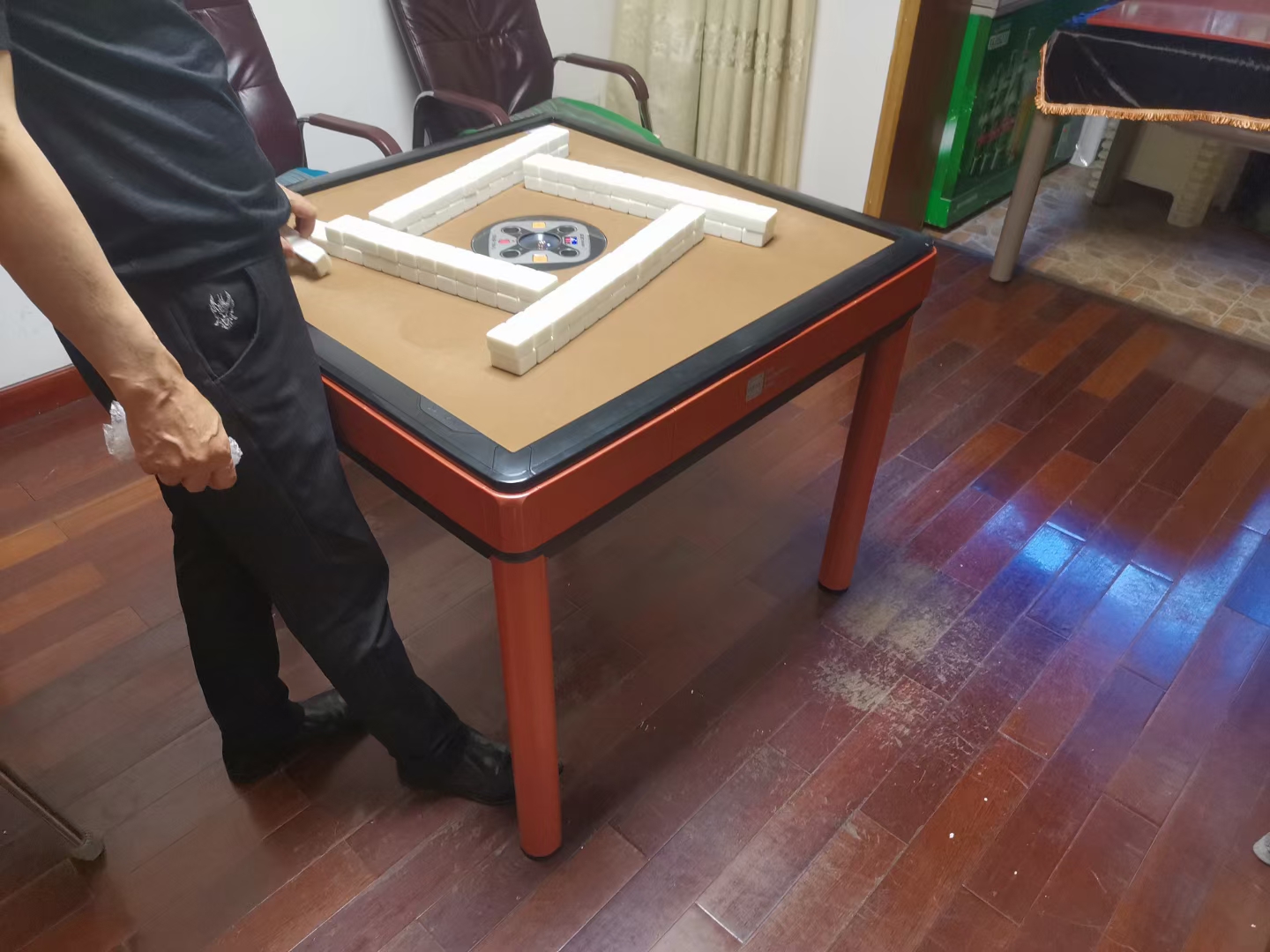重庆江北餐桌麻将机批发厂家