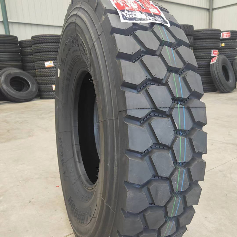 1200R20轮胎 矿用卡车轮胎 1200R20-22.5钢丝轮胎