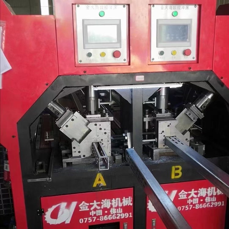 20实心方管切断下料，简单快捷，效率高