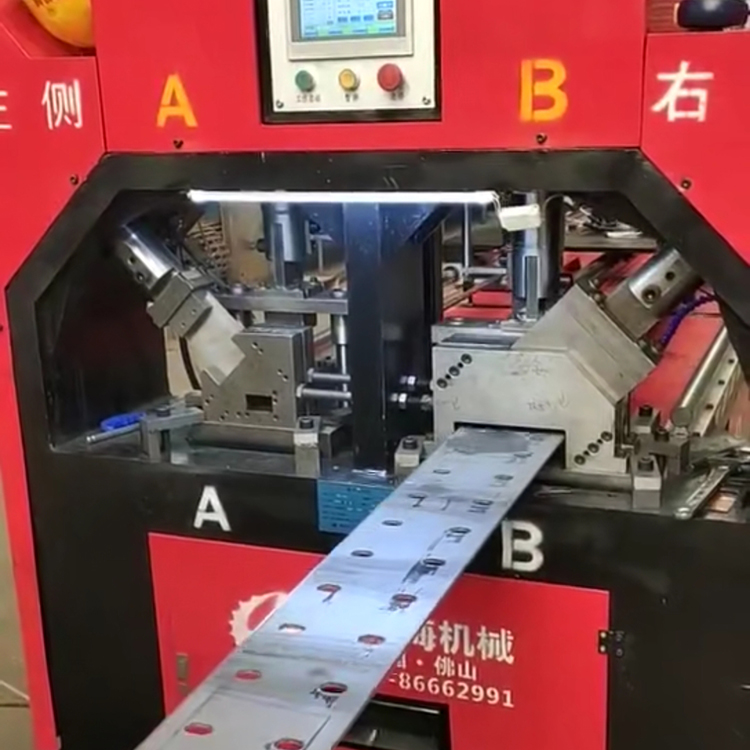 排骨架冲孔机设备 排骨架插边加工
