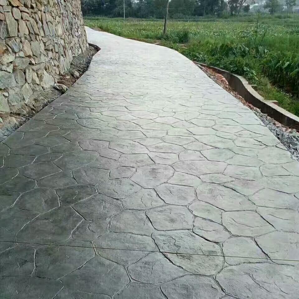 水泥路面印花工艺公司 压印砼施工视频 压模彩色路面 晶邦新材料
