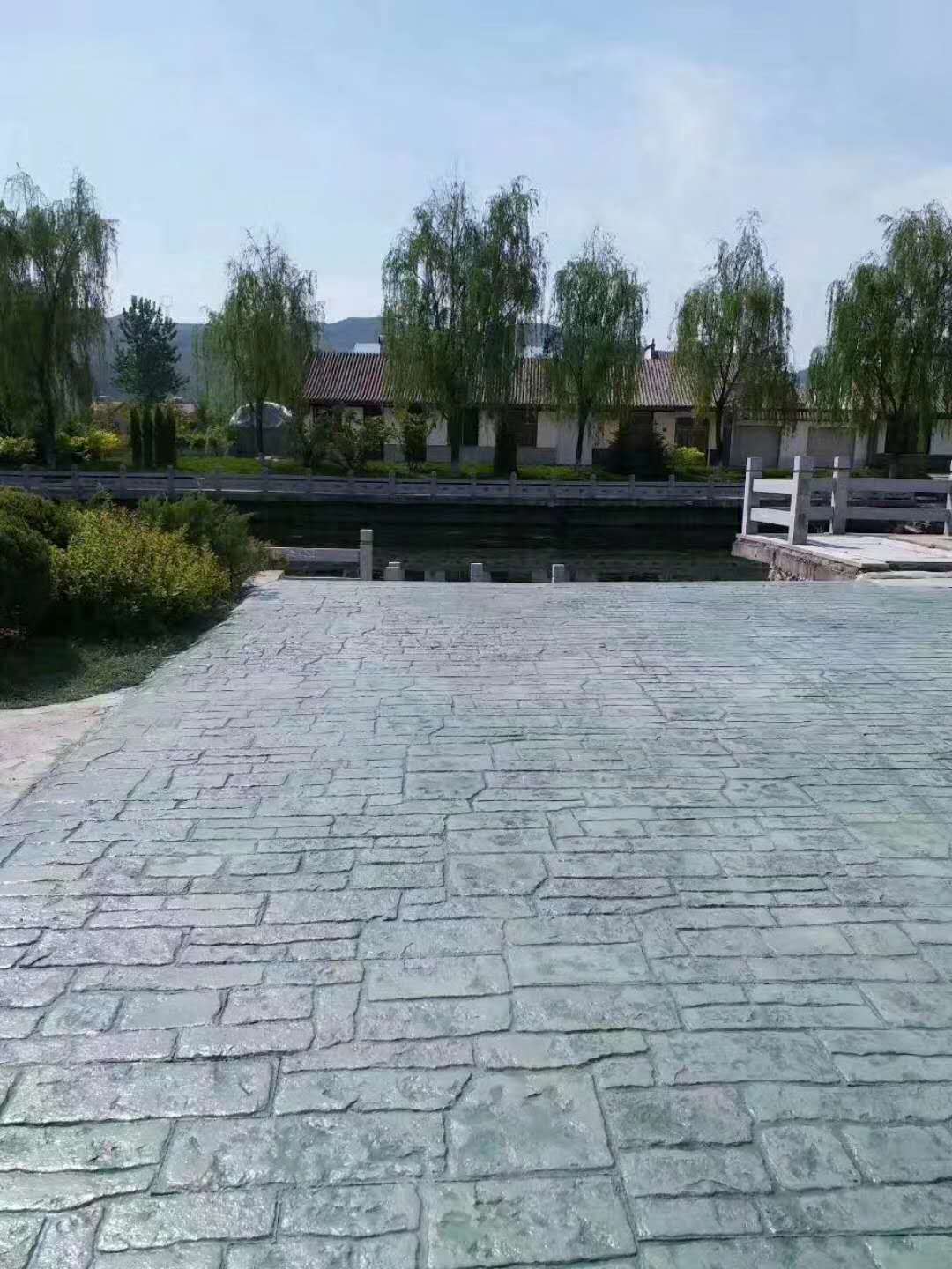 压花艺术地坪 压模地坪强化料 彩色路面厂家 晶邦地坪