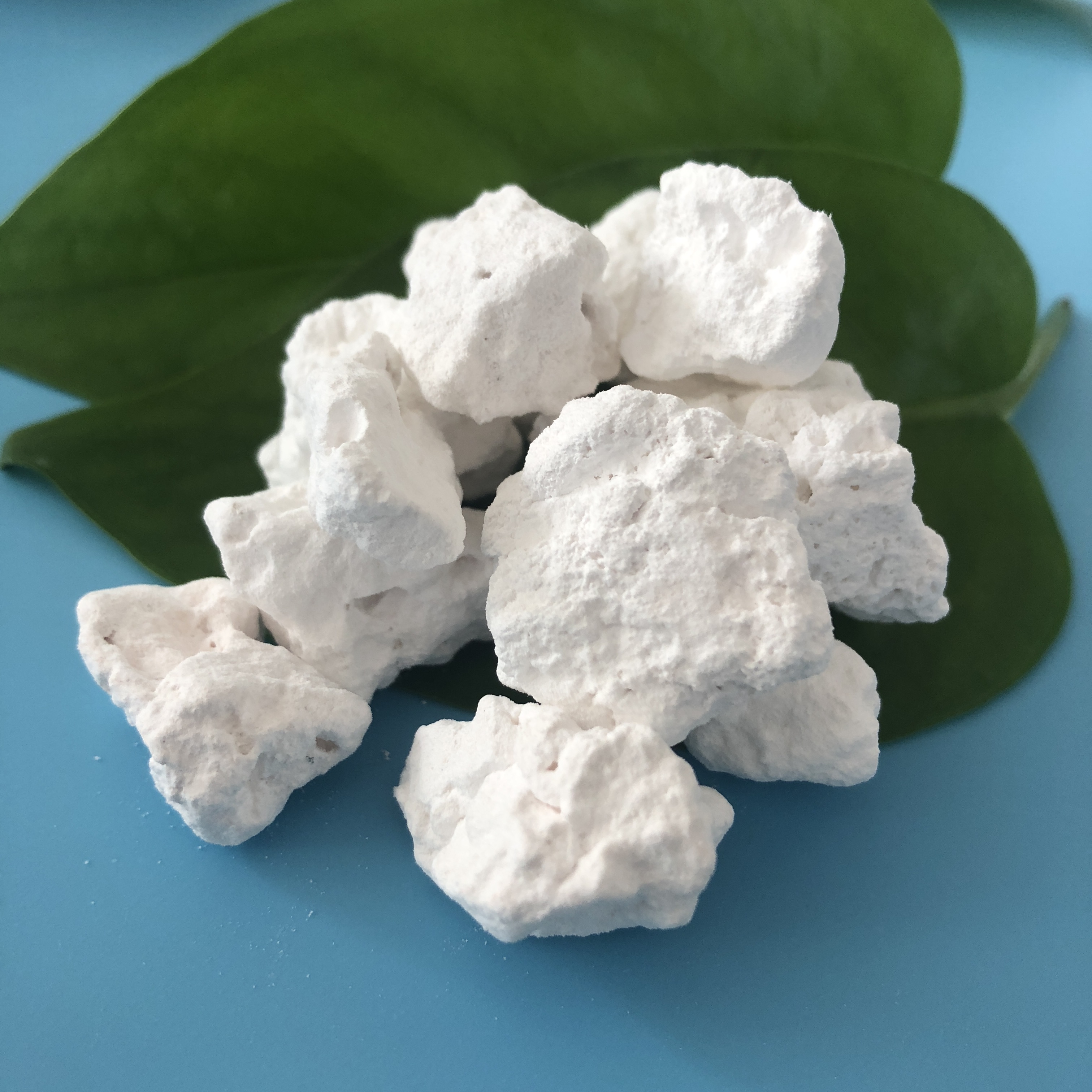 批发氯化钙工业级 94含量无水氯化钙块 干燥剂用工业级氯化钙