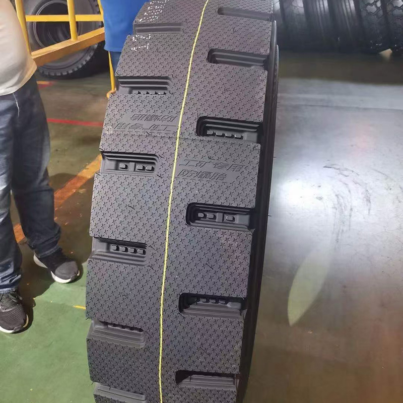 玖隆轮胎 后八轮轮胎价格 胎顶加厚轮胎 防爆轮胎
