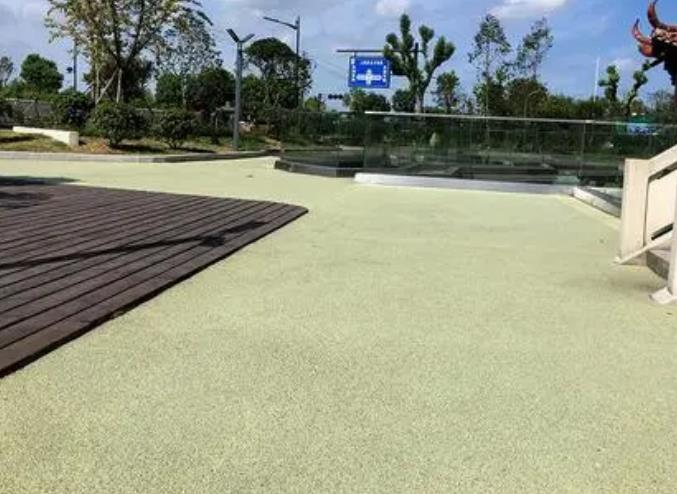 透水混凝土路面 透水混凝土多少钱一立方 透水地坪厂家 晶邦地坪