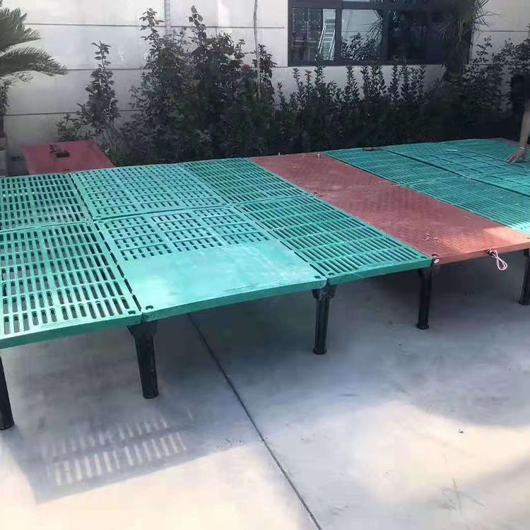 厂家定制 仔猪保育床 小猪保育栏 猪场建设养猪设备 质量好
