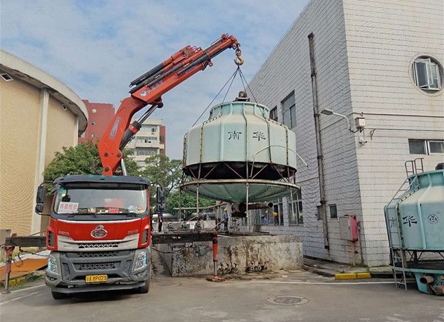 麻涌东太吊车出租价格麻涌东太吊车出租电话20年作业经验