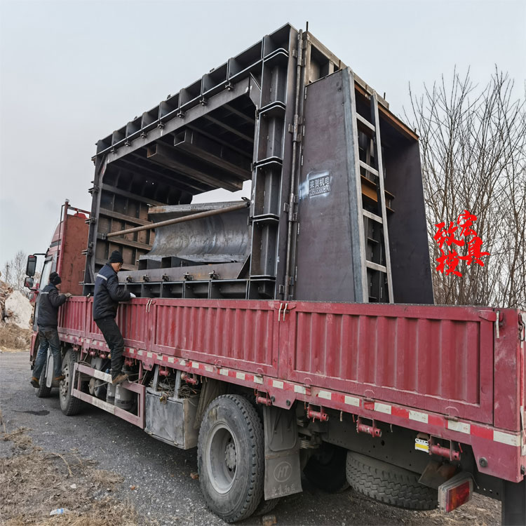 昭通水泥方涵模具 预制方涵钢模具 混凝土方涵模具 致宏 方涵钢模具 供应厂家