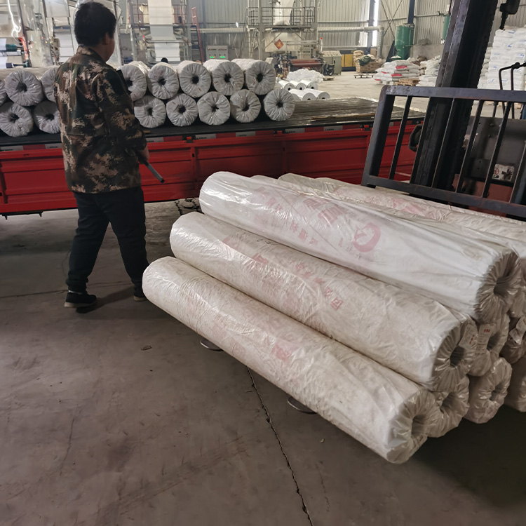 厂家PE热收缩膜批发 透明饮料包装收缩膜 热收缩包装膜pe塑料薄膜