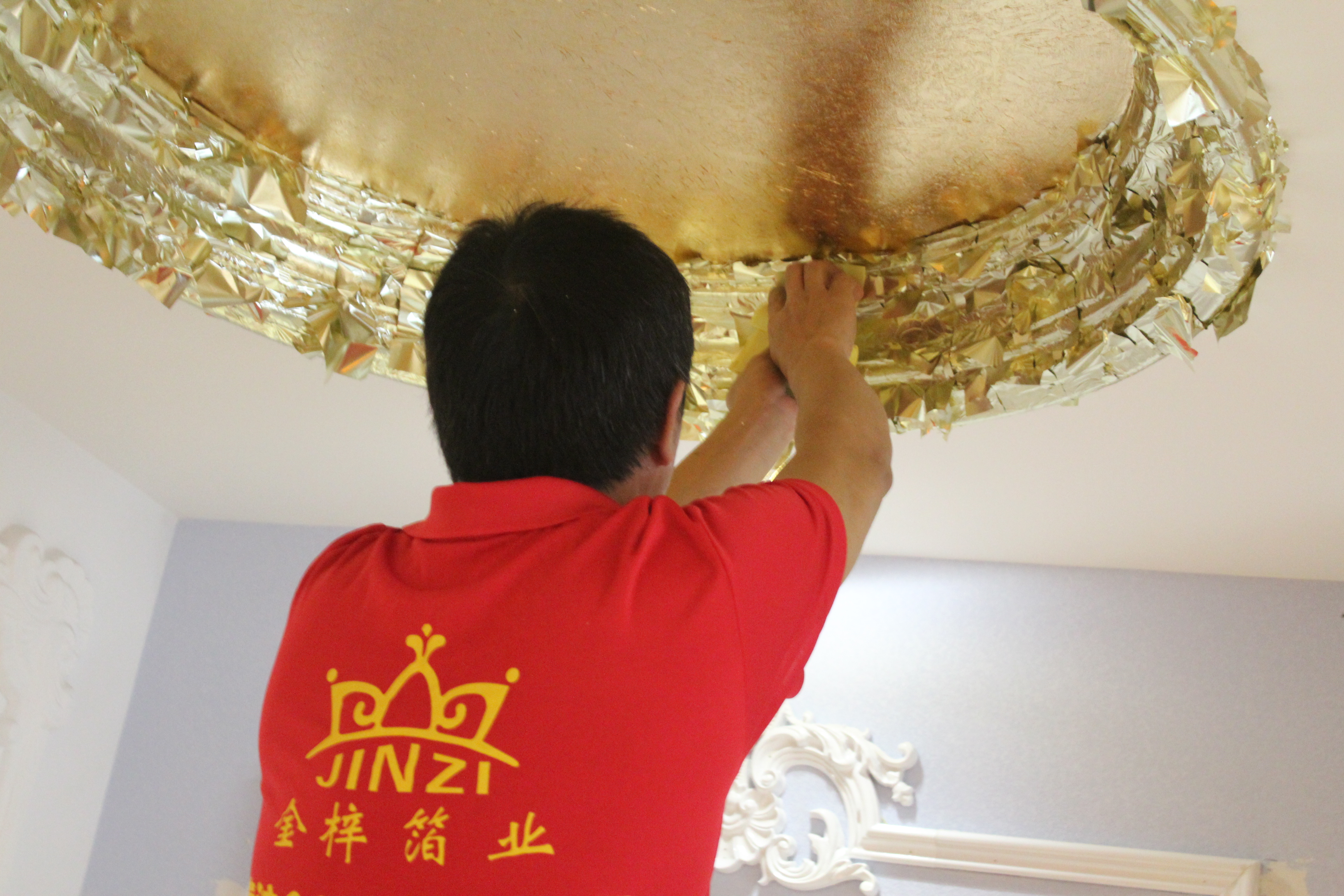 金梓专业承接寺院佛像贴金箔 酒店别墅贴金箔 金字招牌贴金箔 