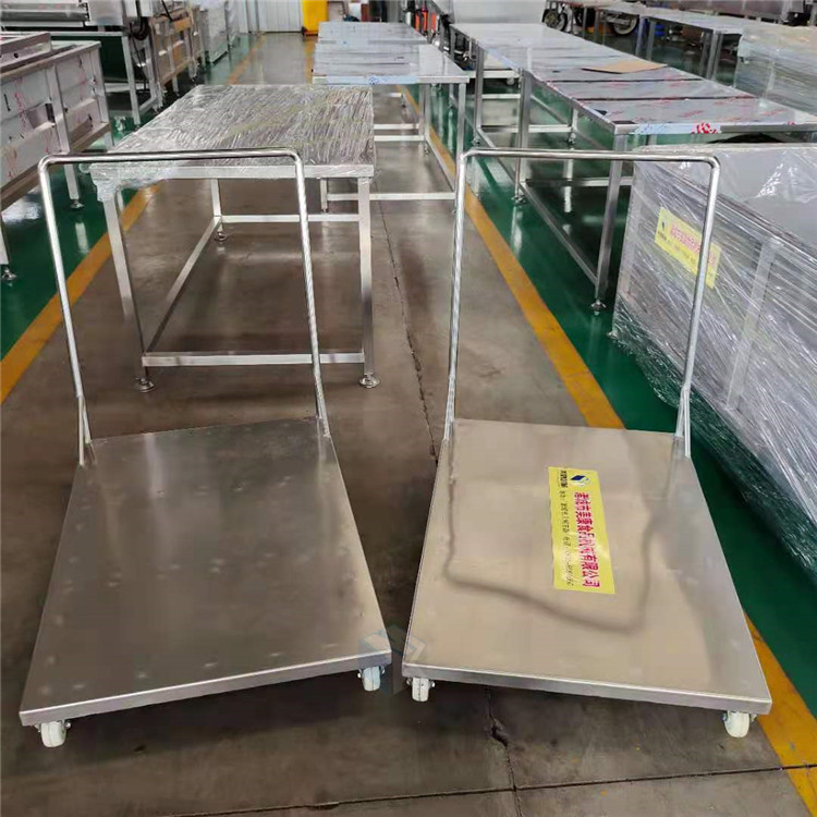 食品厂用不锈钢手推车 可定制料桶手拉车 全304不锈钢静音平板车