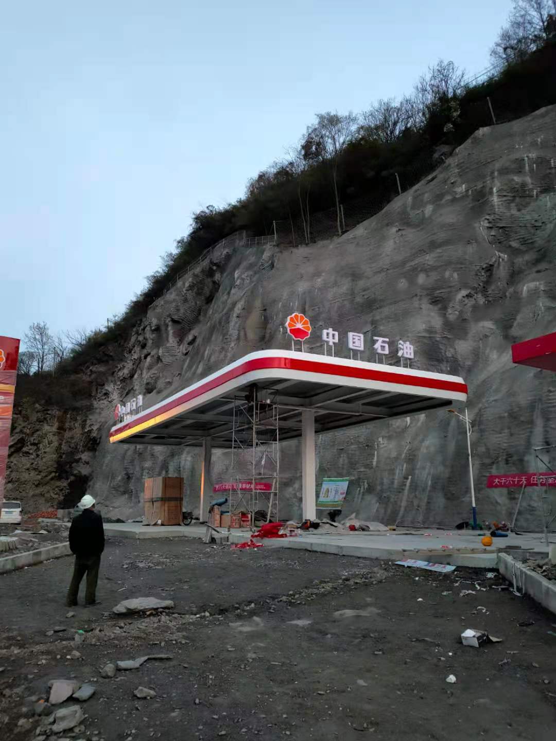 标识标牌项目加油站标牌 可加工定制价好质量保障