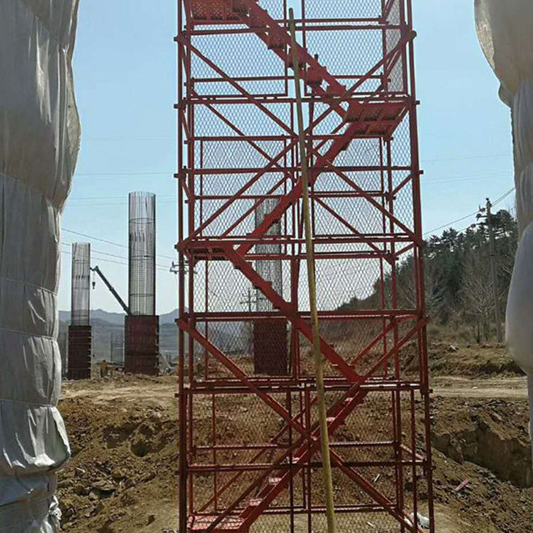 建筑承插式安全爬梯 施工用香蕉式安全爬梯 工地基坑安全爬梯 规格多样