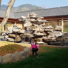 万吨千层石龟纹石产地批发 泰山石太湖石 刻字石水冲石批发 黑山石假山工程